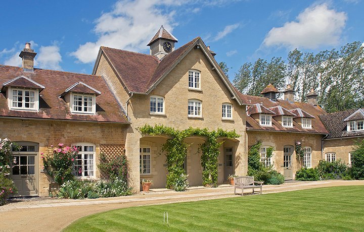 bruern holiday cottages featured||||