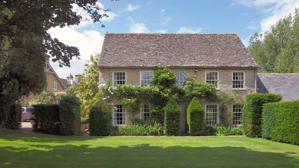 Weir House Bruern
