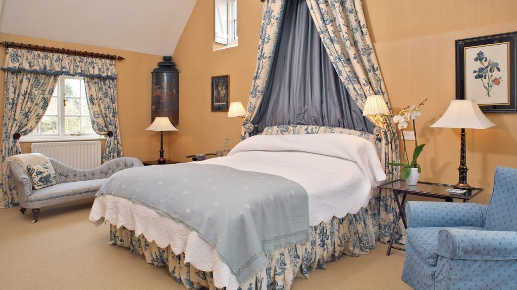 Weir House Bruern