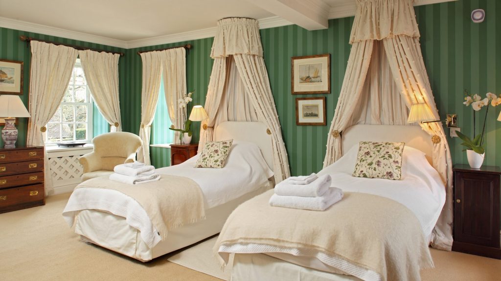 Weir House Bruern