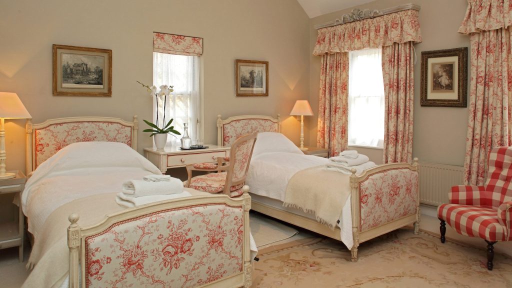 Weir House Bruern