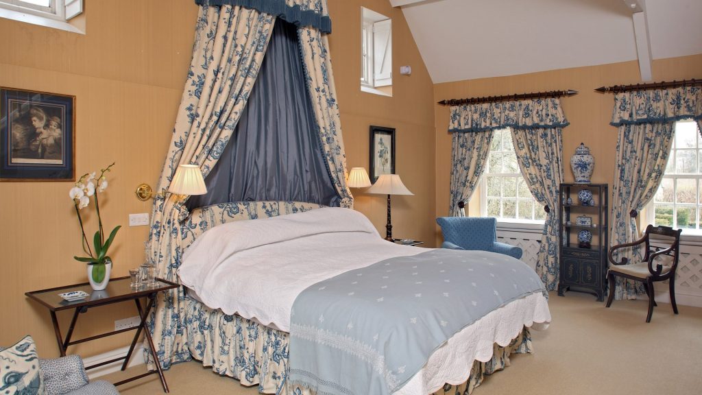 Weir House Bruern