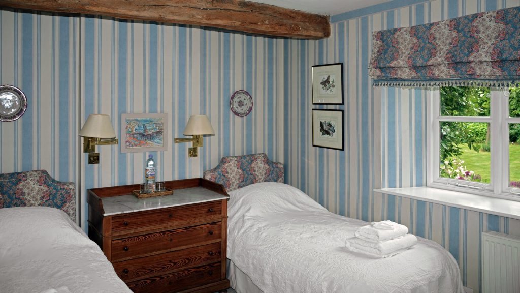 Shipton Cottage Bruern