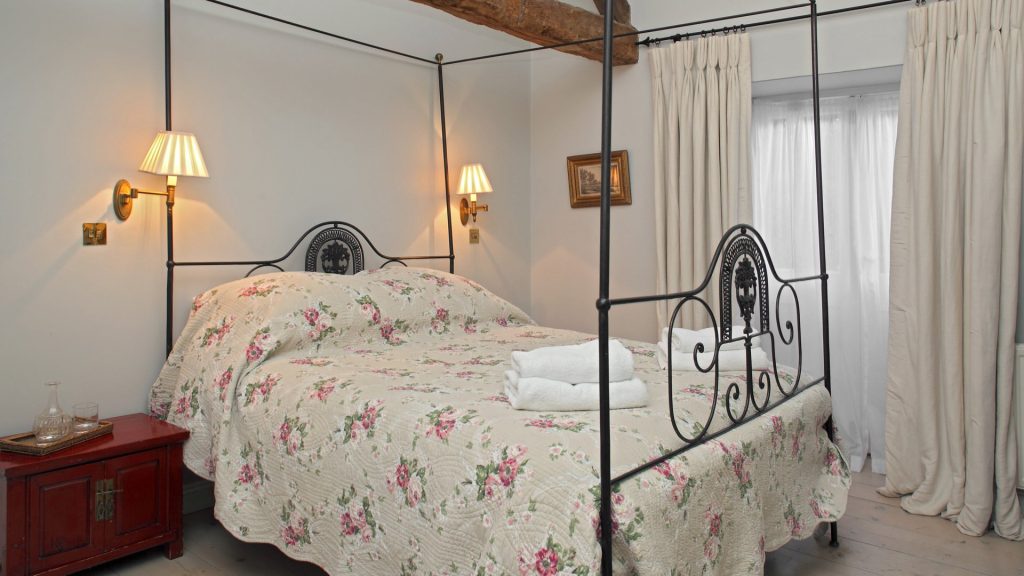 Shipton Cottage Bruern