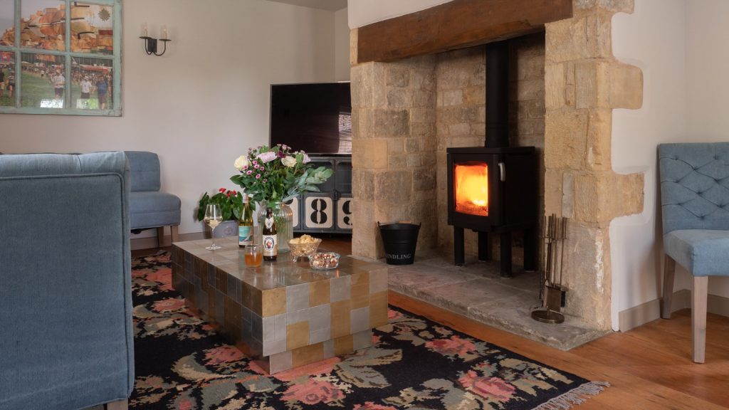 Pheasant Hill Temple Guiting