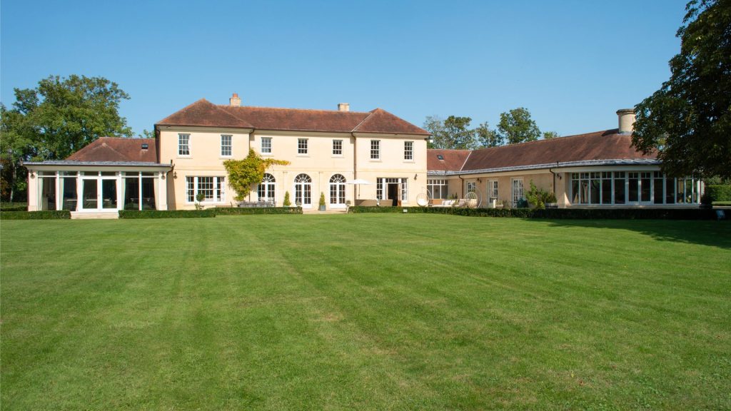 Lechlade House Lechlade-on-Thames