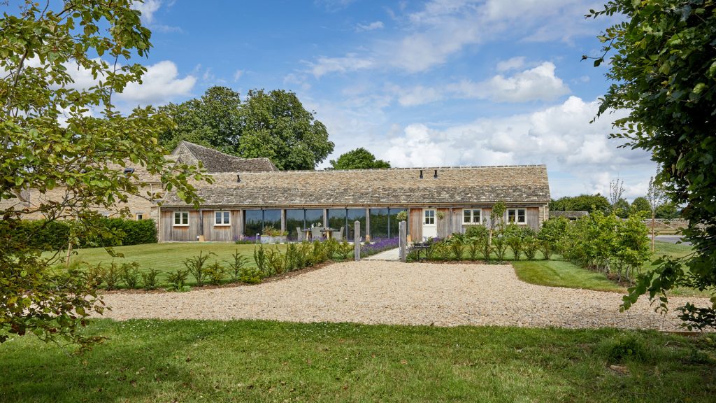The Barns at Ampneyfield Farm