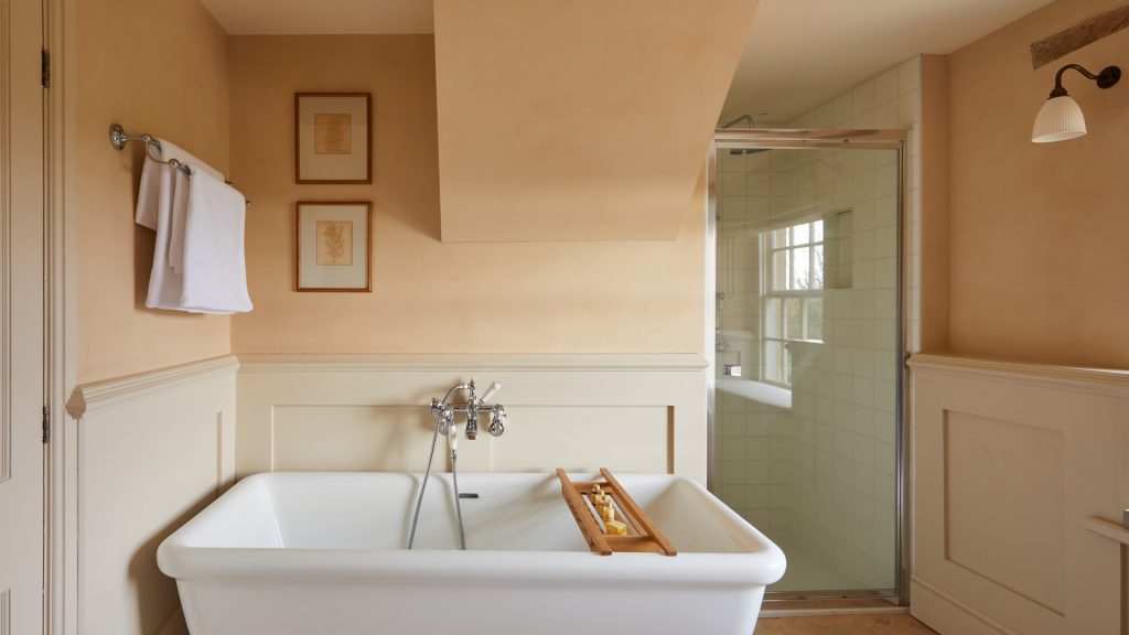 Latimer Farmhouse & Cottage