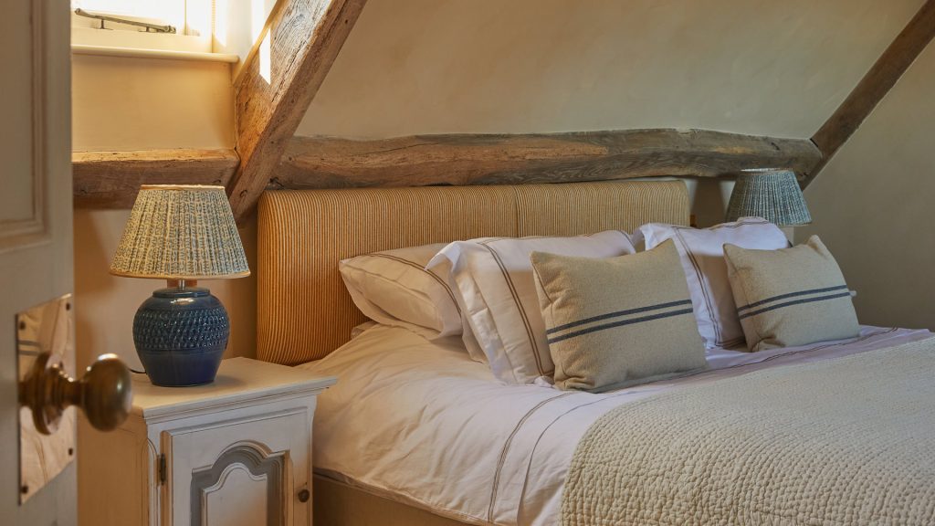 Latimer Farmhouse & Cottage