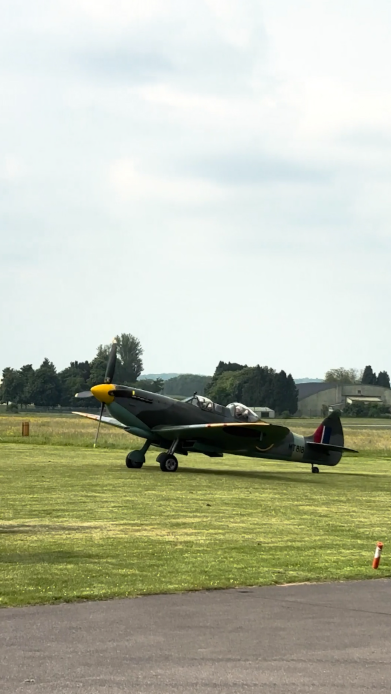 Classic Cotswold Flying