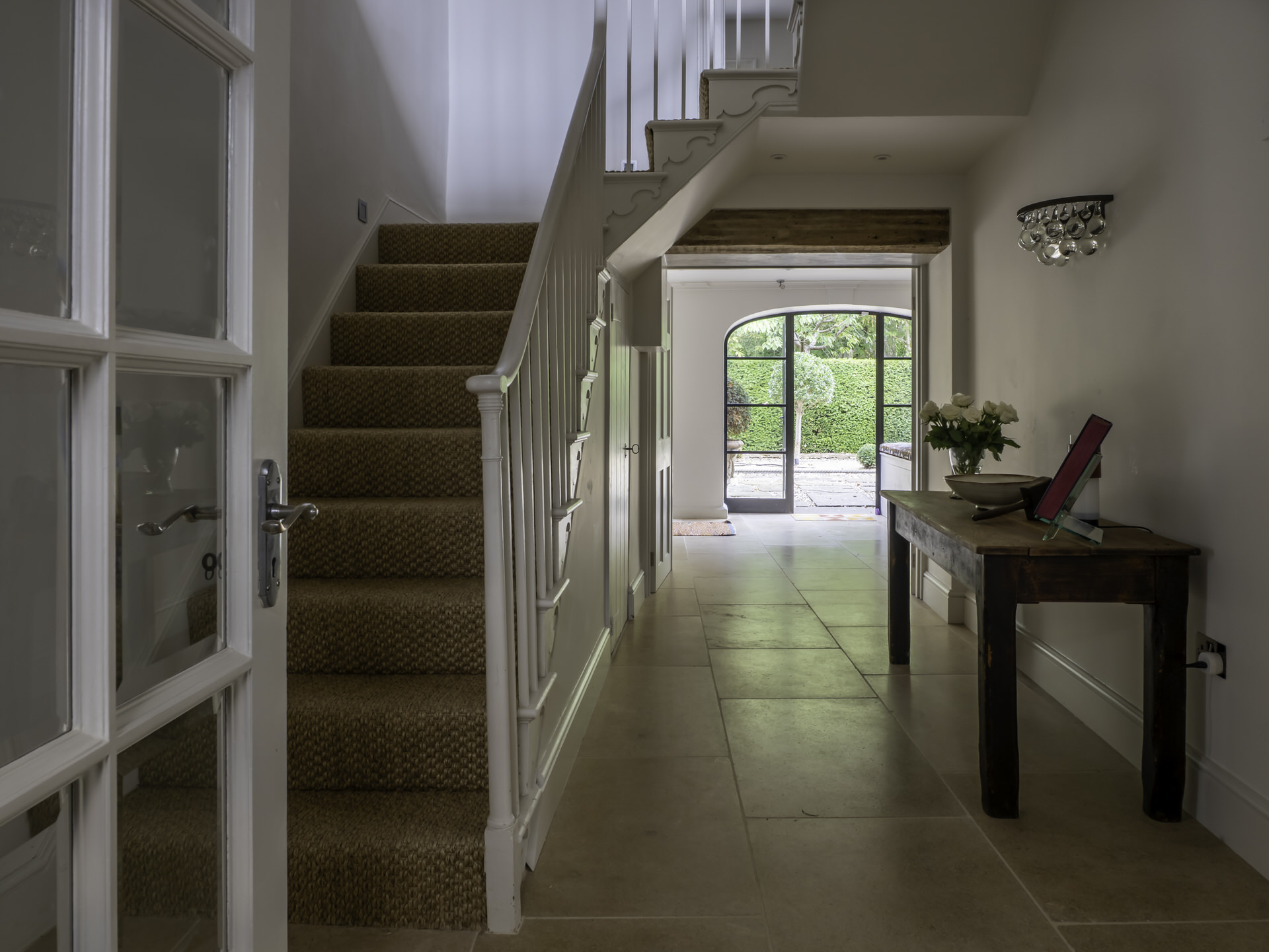 Brook House Ewen 63