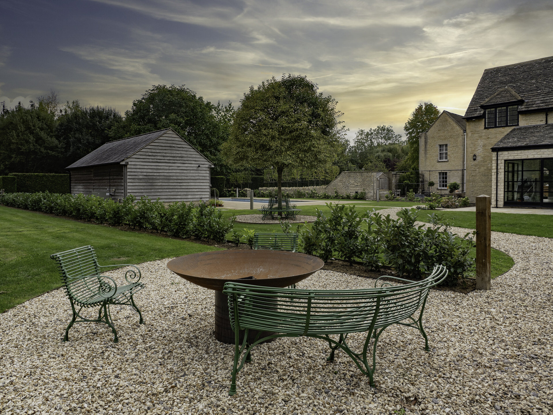Brook House Ewen 138