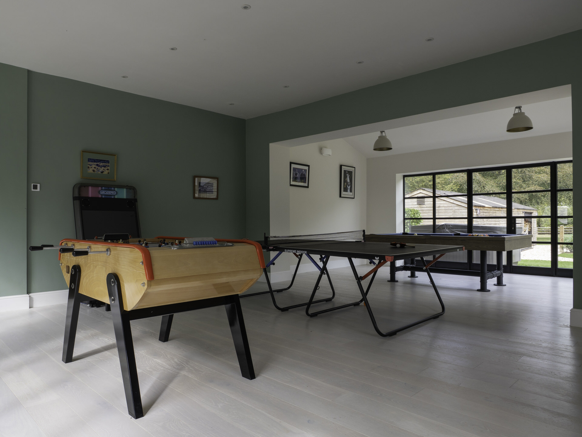 Brook House Ewen 104
